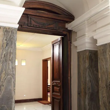 Dimora Storica Palazzo Marescalchi Belli Rome